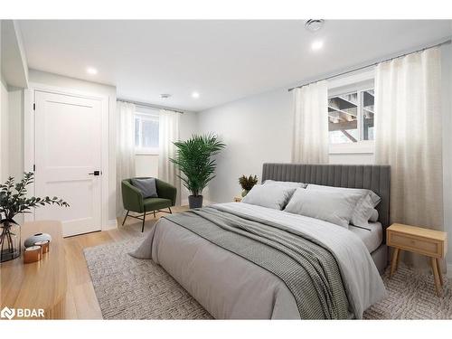 2386 South Orr Lake Road, Elmvale, ON - Indoor Photo Showing Bedroom