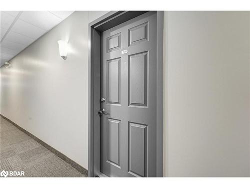 109-500 Mapleview Drive W, Barrie, ON - Indoor Photo Showing Other Room