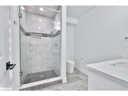 22 Franklin Trail, Barrie, ON - Indoor Photo Showing Bathroom