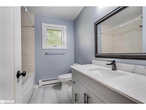 1369 Ryerson Boulevard, Orillia, ON - Indoor Photo Showing Bathroom