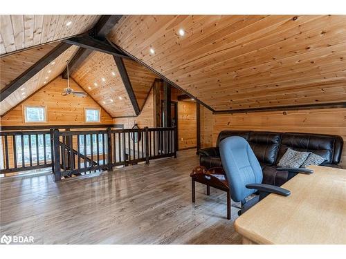 4057 Cambrian Road, Washago, ON - Indoor