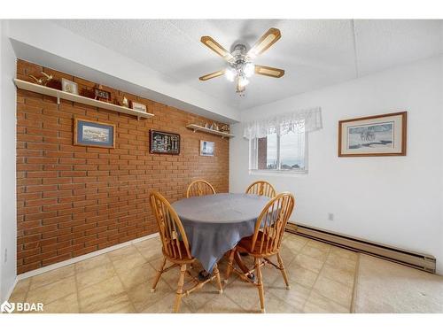 407-460 Ontario Street, Collingwood, ON - Indoor Photo Showing Dining Room