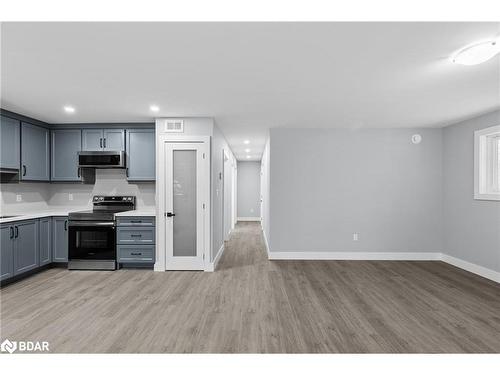 2-47 Creighton Street, Orillia, ON - Indoor Photo Showing Kitchen