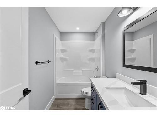 1-47 Creighton Street, Orillia, ON - Indoor Photo Showing Bathroom