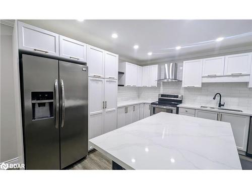 57 Falling Brook Drive, Barrie, ON - Indoor Photo Showing Kitchen With Stainless Steel Kitchen With Upgraded Kitchen