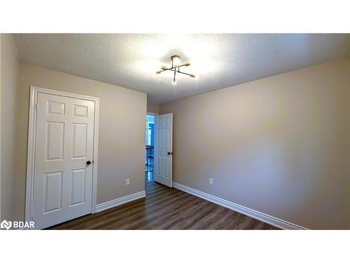 57 Falling Brook Drive, Barrie, ON - Indoor Photo Showing Other Room