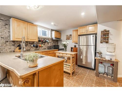 250 Big Bay Point Road, Innisfil, ON - Indoor Photo Showing Kitchen With Stainless Steel Kitchen