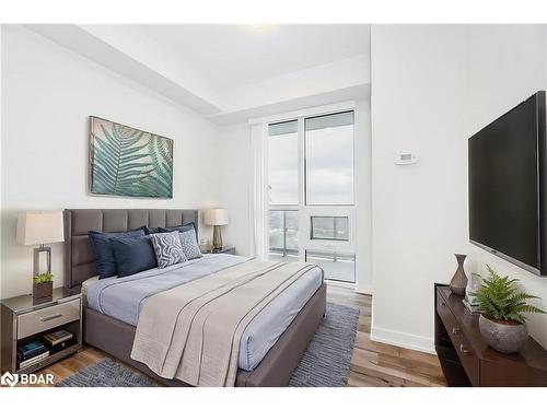 1709-4633 Glen Erin Drive, Mississauga, ON - Indoor Photo Showing Bedroom