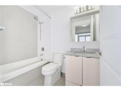 1709-4633 Glen Erin Drive, Mississauga, ON - Indoor Photo Showing Bathroom