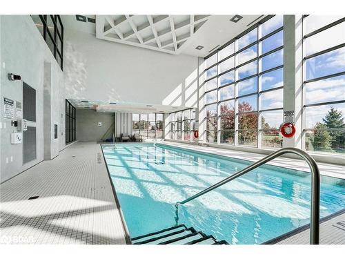 1709-4633 Glen Erin Drive, Mississauga, ON - Indoor Photo Showing Other Room With In Ground Pool