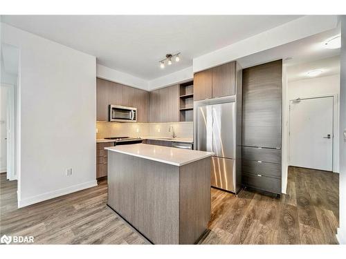 607-4655 Glen Erin Drive, Mississauga, ON - Indoor Photo Showing Kitchen With Stainless Steel Kitchen With Upgraded Kitchen