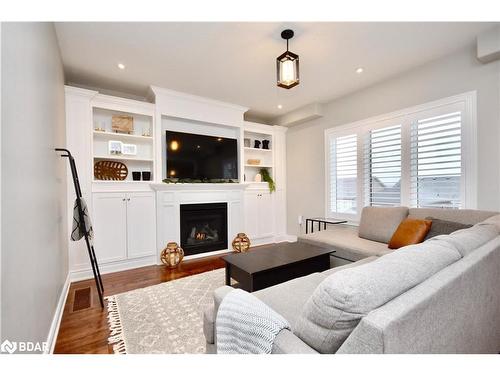 3089 Emperor Drive, Orillia, ON - Indoor Photo Showing Living Room With Fireplace