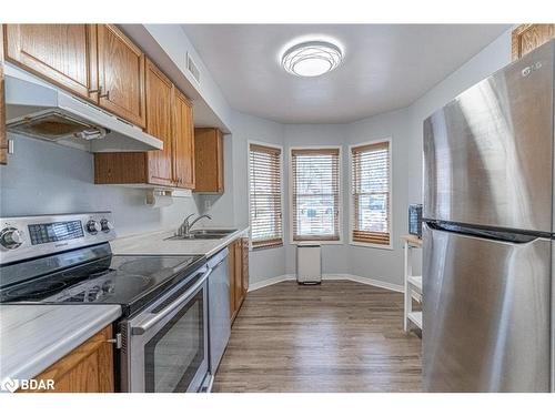 35-119 D'Ambrosio Drive, Barrie, ON - Indoor Photo Showing Kitchen With Stainless Steel Kitchen With Double Sink