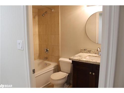 210-801 Bay Street, Toronto, ON - Indoor Photo Showing Bathroom