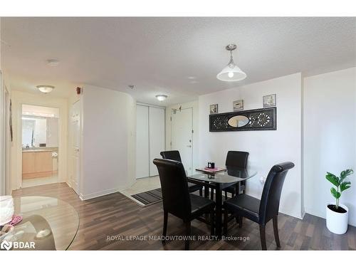 604-6720 Glen Erin Drive, Mississauga, ON - Indoor Photo Showing Dining Room