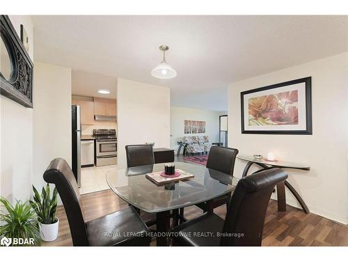 604-6720 Glen Erin Drive, Mississauga, ON - Indoor Photo Showing Dining Room