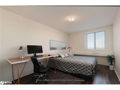 604-6720 Glen Erin Drive, Mississauga, ON - Indoor Photo Showing Bedroom