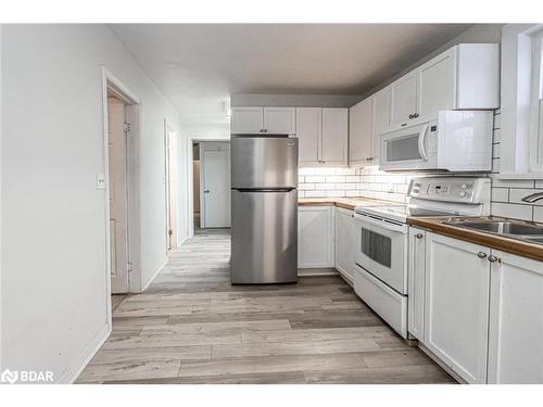 183 Dunlop Street W, Barrie, ON - Indoor Photo Showing Kitchen