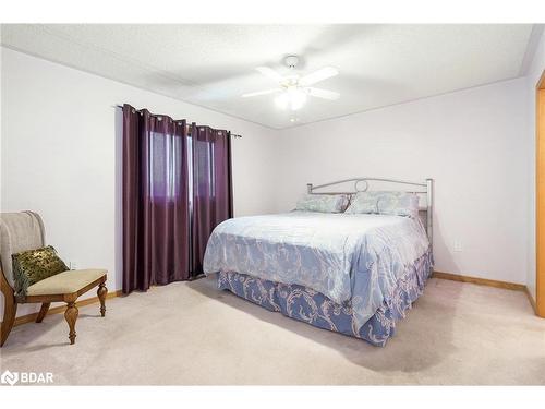 2 St James Place, Wasaga Beach, ON - Indoor Photo Showing Bedroom