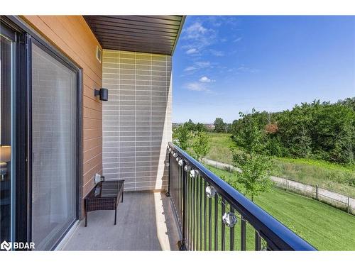 208-5 Chef Lane, Barrie, ON - Outdoor With Balcony With Exterior