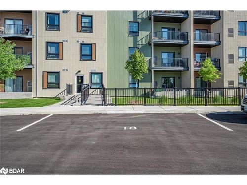 208-5 Chef Lane, Barrie, ON - Outdoor With Balcony With Facade