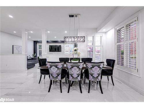 13 Auburn Court, Barrie, ON - Indoor Photo Showing Dining Room