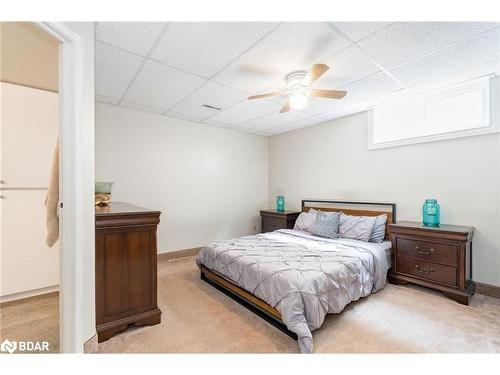 110 Chieftain Crescent, Barrie, ON - Indoor Photo Showing Bedroom