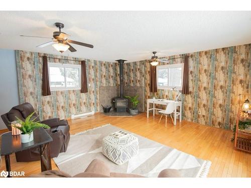 7573 Hwy 35, Kawartha Lakes, ON - Indoor Photo Showing Living Room With Fireplace