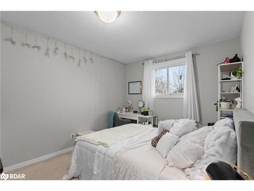 243 Mclellan Court, Kingston, ON - Indoor Photo Showing Bedroom