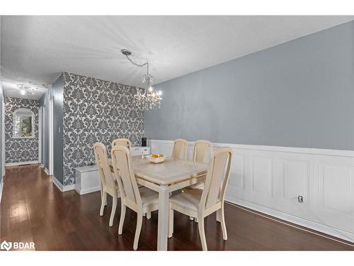 243 Mclellan Court, Kingston, ON - Indoor Photo Showing Dining Room