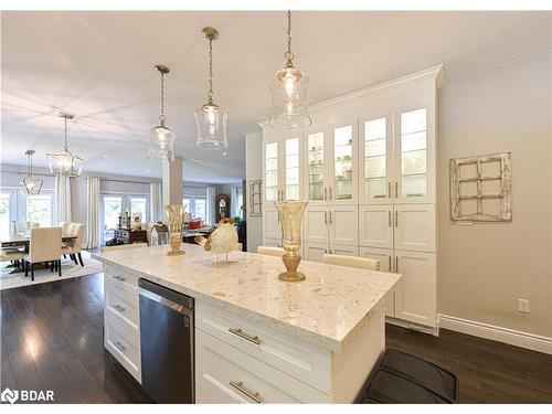 2517 Norton Road, Washago, ON - Indoor Photo Showing Kitchen With Upgraded Kitchen