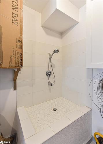 2517 Norton Road, Washago, ON - Indoor Photo Showing Bathroom