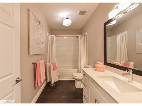 2517 Norton Road, Washago, ON - Indoor Photo Showing Bathroom