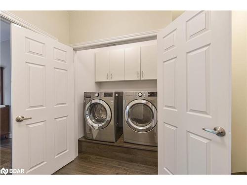 2517 Norton Road, Washago, ON - Indoor Photo Showing Laundry Room