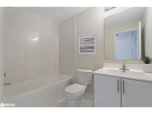 108-1565 Rose Way, Milton, ON - Indoor Photo Showing Bathroom