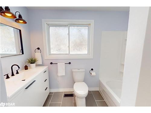 327 Delia Street, Orillia, ON - Indoor Photo Showing Bathroom