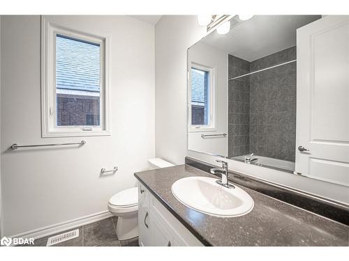 34 Betterridge Trail, Barrie, ON - Indoor Photo Showing Bathroom