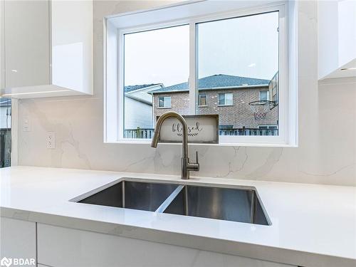 20 Sloan Drive, Milton, ON - Indoor Photo Showing Kitchen With Double Sink