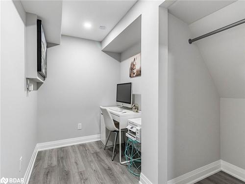 20 Sloan Drive, Milton, ON - Indoor