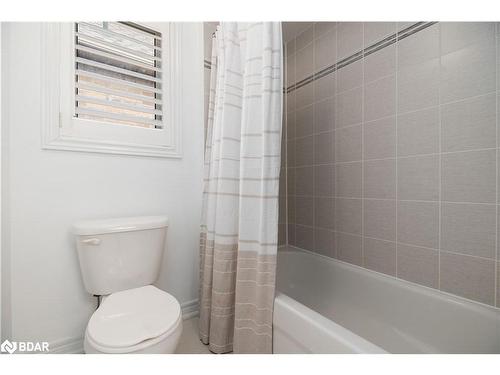 61 Oliver'S Mill Road, Springwater, ON - Indoor Photo Showing Bathroom