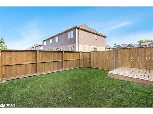 1052 Wright Drive, Midland, ON - Outdoor