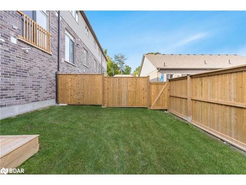 1052 Wright Drive, Midland, ON - Outdoor