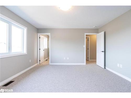 1052 Wright Drive, Midland, ON - Indoor Photo Showing Other Room