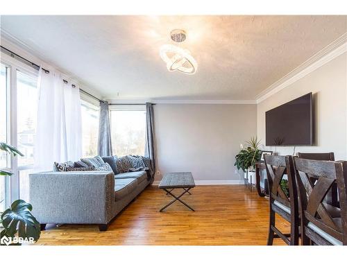 81 Store Street, Quinte West, ON - Indoor Photo Showing Living Room