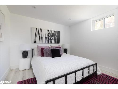 363 Macisaac Drive, Orillia, ON - Indoor Photo Showing Bedroom