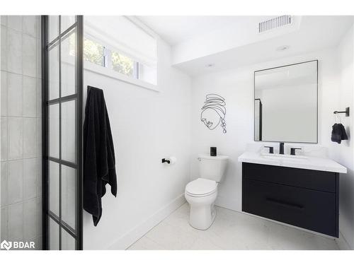 363 Macisaac Drive, Orillia, ON - Indoor Photo Showing Bathroom