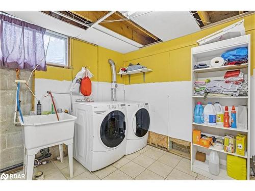 344 Victoria Street E, Alliston, ON - Indoor Photo Showing Laundry Room