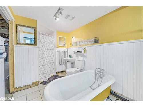 344 Victoria Street E, Alliston, ON - Indoor Photo Showing Bathroom