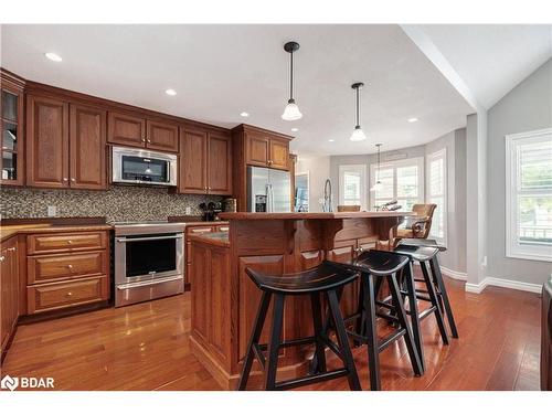 37 Mary Jane Road, Tiny, ON - Indoor Photo Showing Kitchen