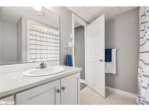 37 Mary Jane Road, Tiny, ON - Indoor Photo Showing Bathroom